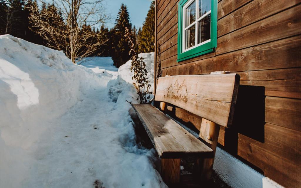 Stegerhütte during the winter