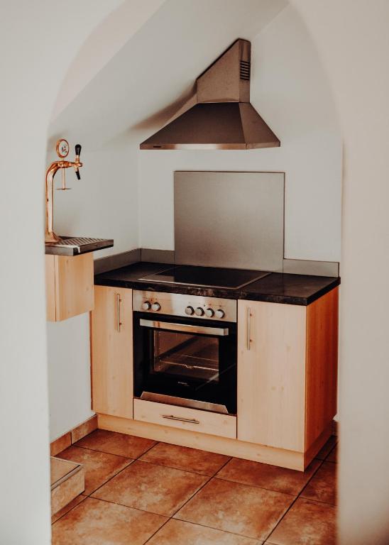 A kitchen or kitchenette at Stegerhütte
