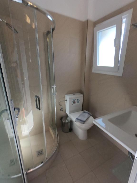 A bathroom at Finikas Garden Beach Resort Nikiti