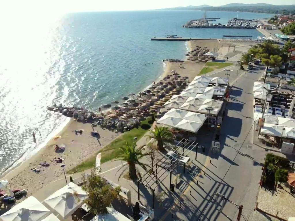 A general sea view or a sea view taken from Az apartmant