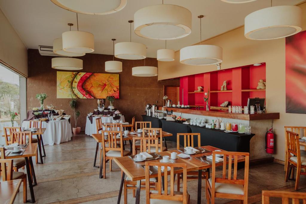 Restaurace v ubytování Hotel Limari