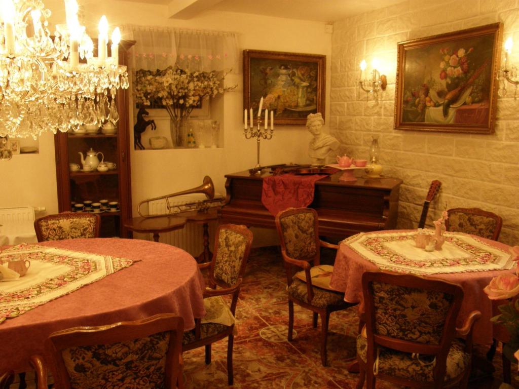 Hotel Garni - Resim 25