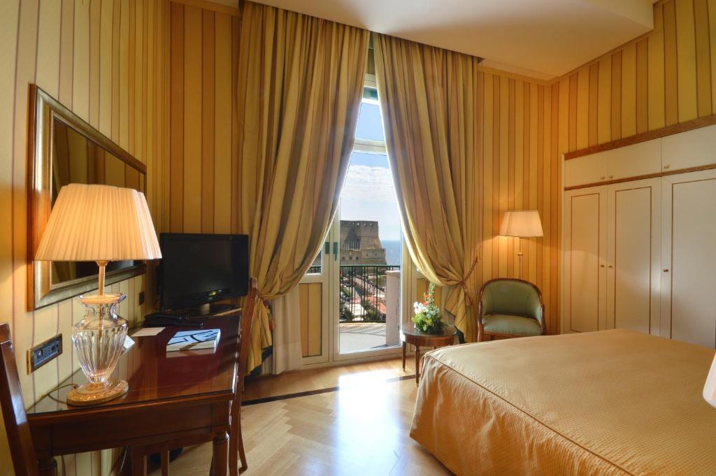 Grand Hotel Vesuvio photo 4