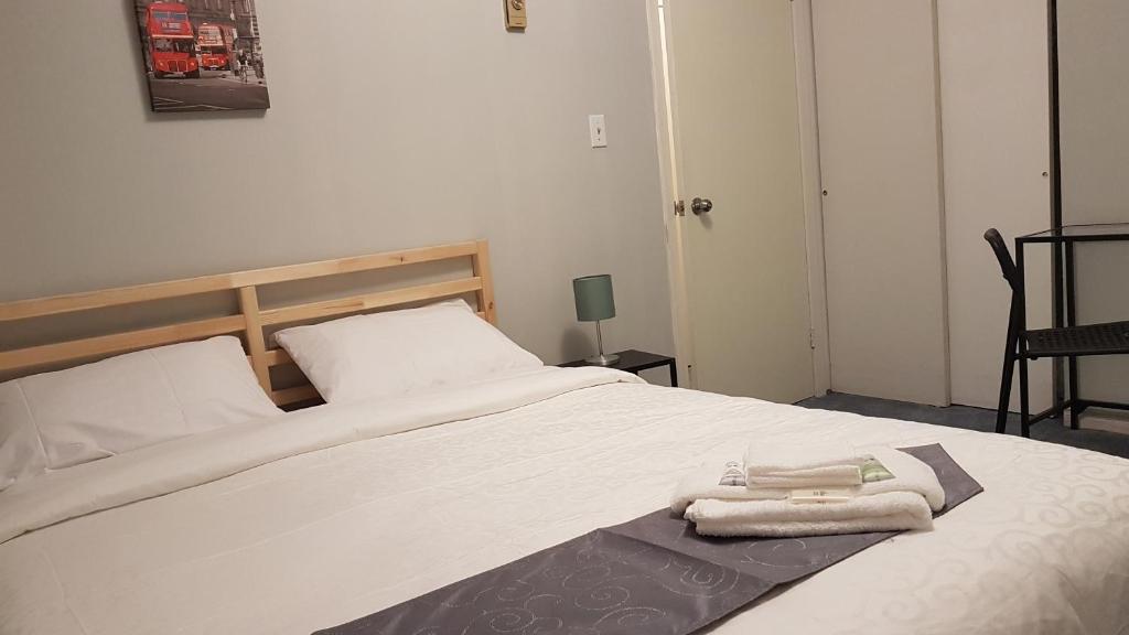 EXECUTIVE SUITES