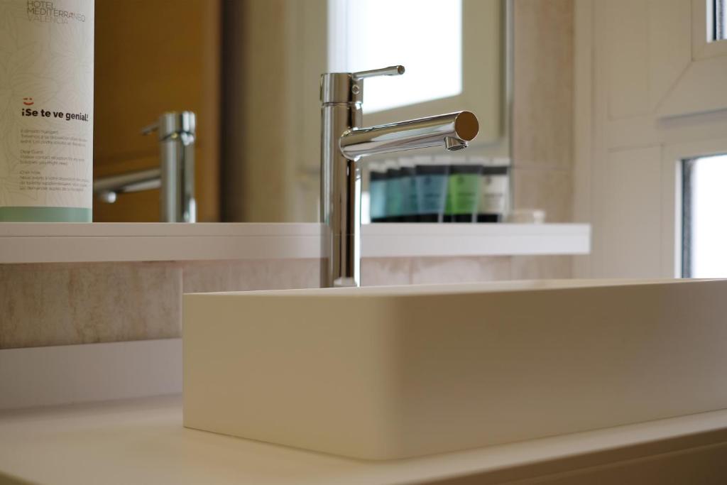 Hotel Mediterraneo Valencia - Resim 31