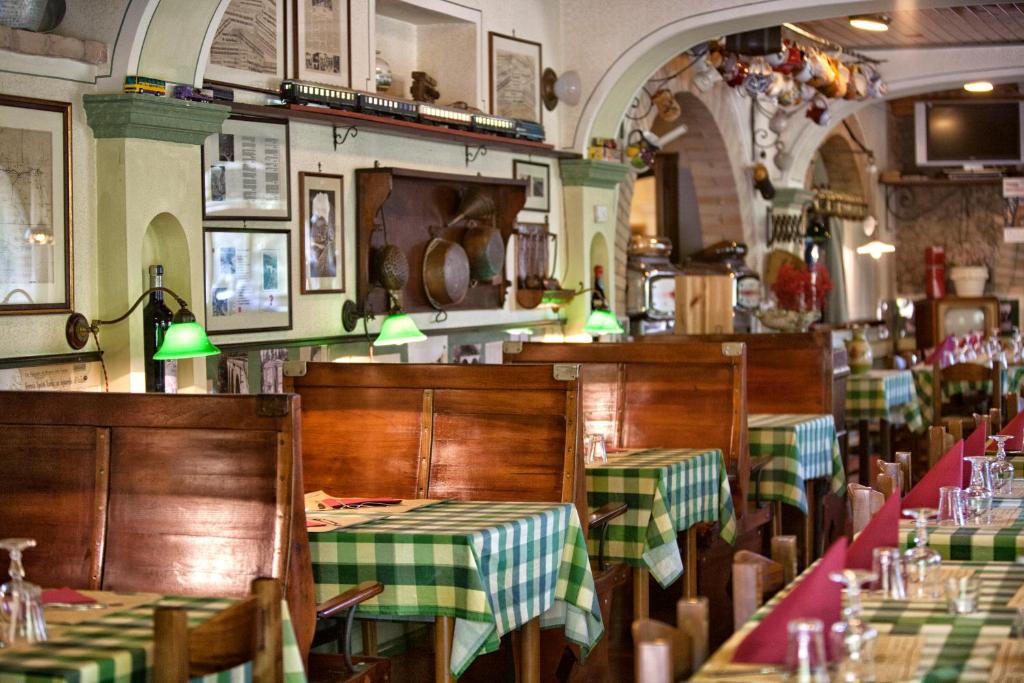 Restaurace v ubytování La Macchia