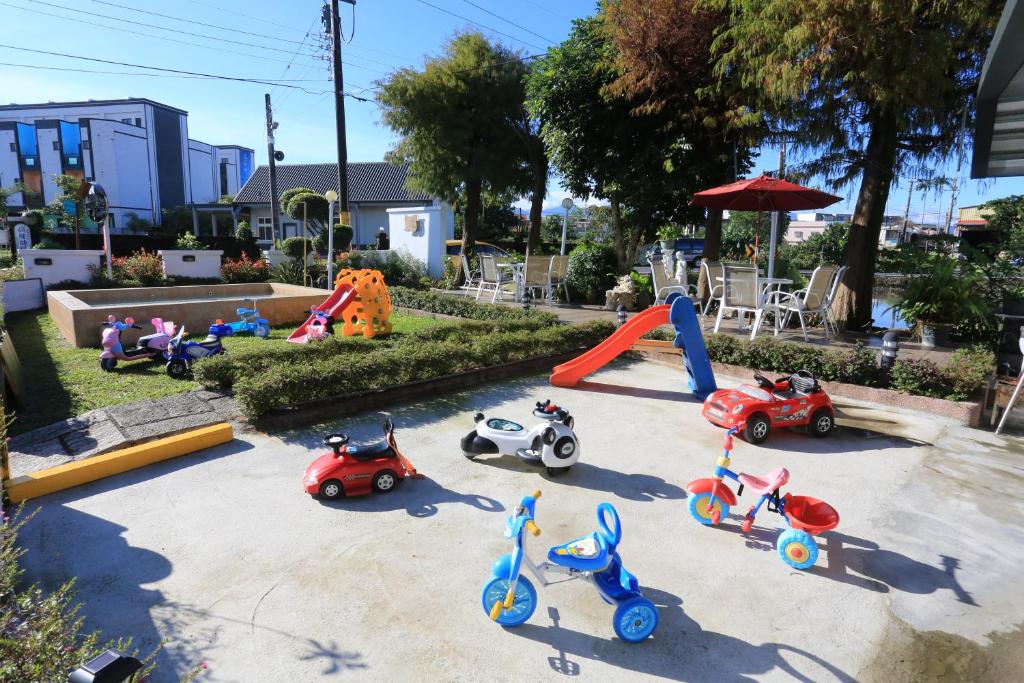 Area giochi per bambini di Avica Homestay