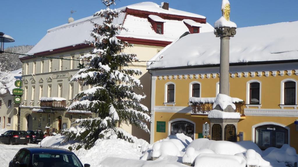 Hotel zur Post v zimě