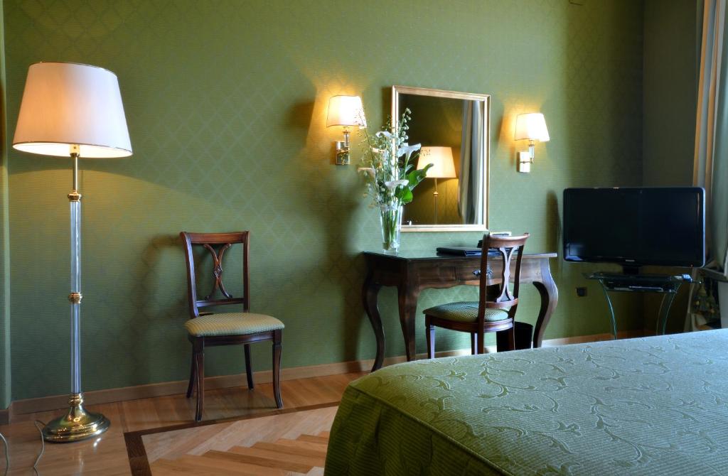 Grand Hotel Vesuvio - Resim 44