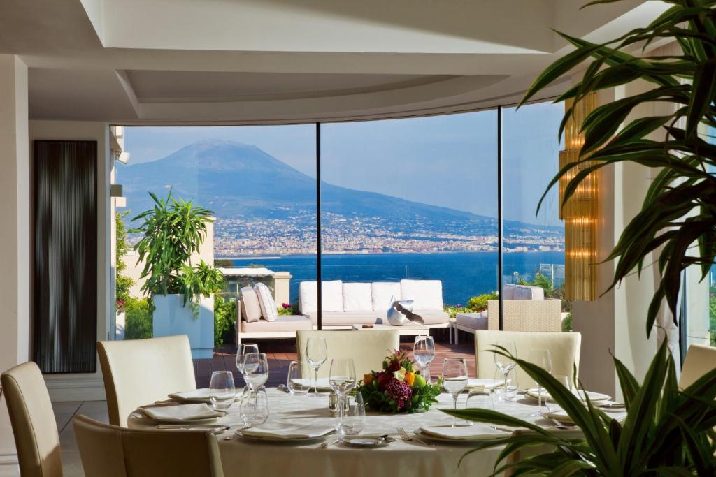 Grand Hotel Vesuvio - Resim 28