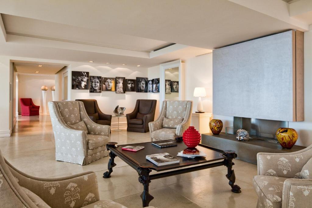 Grand Hotel Vesuvio - Resim 32