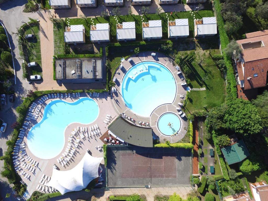 an overhead view of a swimming pool in a park at Campeggio Europa Silvella in San Felice del Benaco