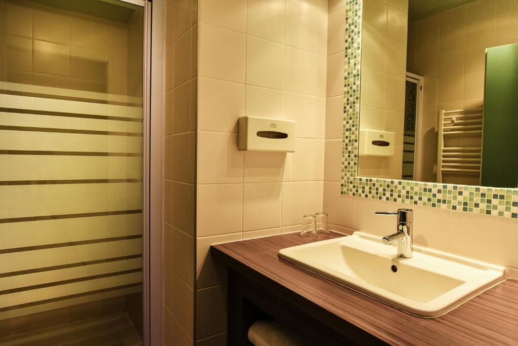 Koupelna v ubytování Hôtel La Réserve