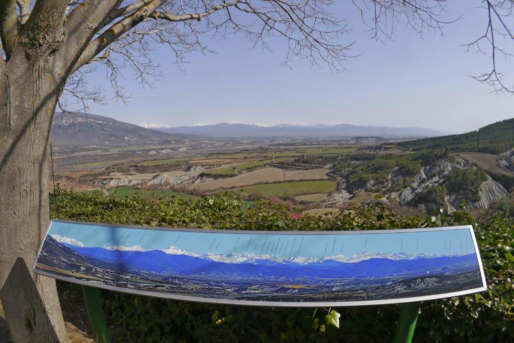 Fotografie z fotogalerie ubytování Albergue Restaurante de Artieda v destinaci Artieda