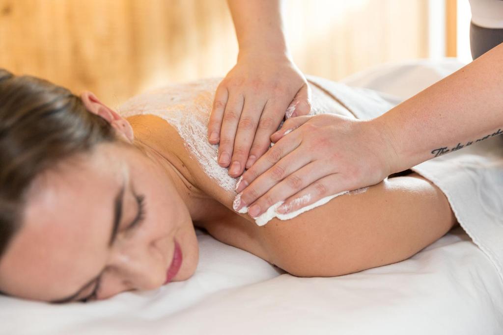 Kúpele alebo wellness v ubytovaní Hotel Gridlon