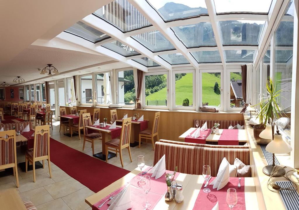 Restaurace v ubytování Hotel Nassereinerhof