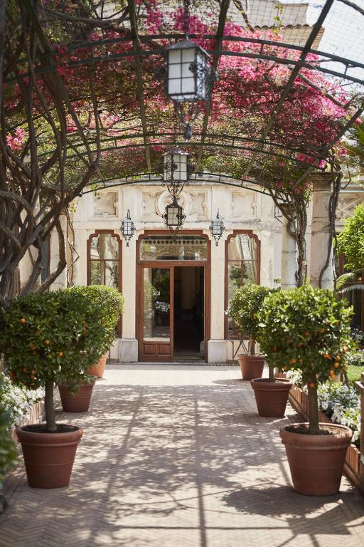 Grand Hotel Timeo, A Belmond Hotel, Taorminaの外観または入り口