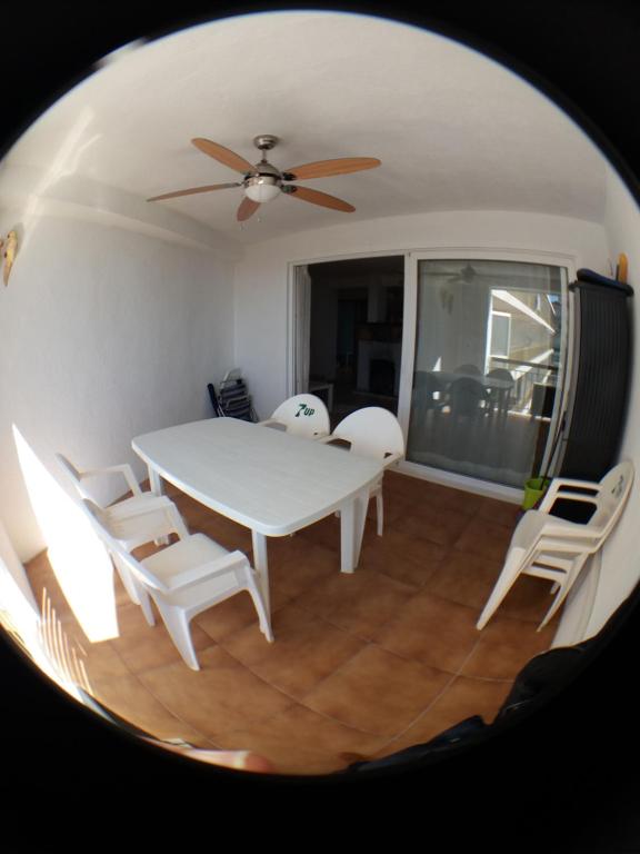 Fotografia z galérie ubytovania Fantástico Apartamento 1ª Línea de Playa v destinácii Cambrils