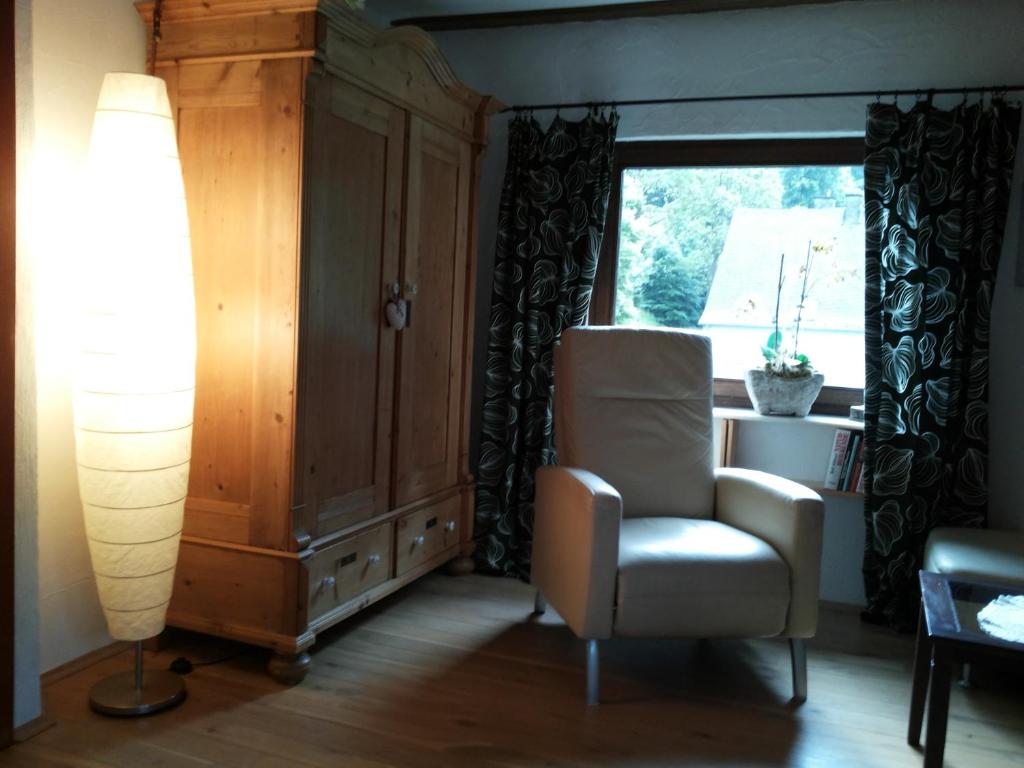 Posezení v ubytování Gästezimmer Am Hüstert