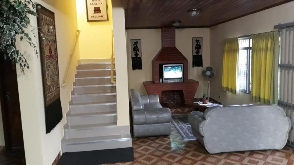  HOTEL LAREIRA
