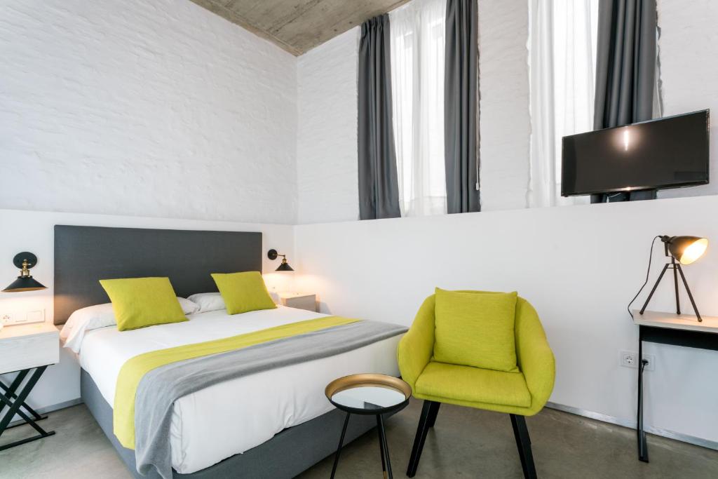 La Puerta de Palacio - Adults Only, Seville – Updated 2023 Prices