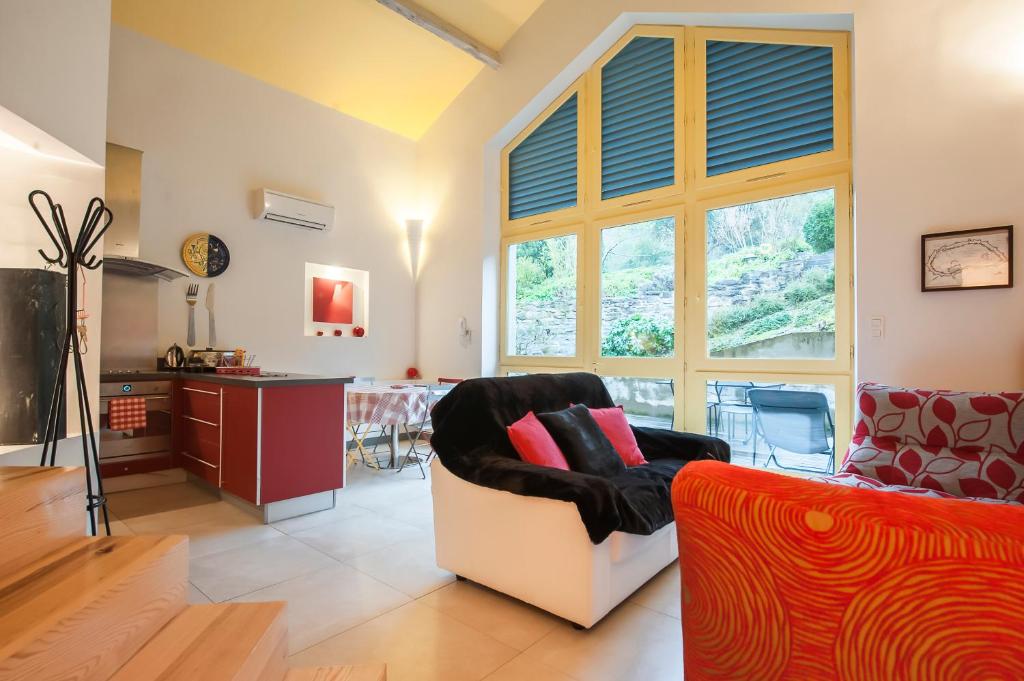 Sous les courtines - 7