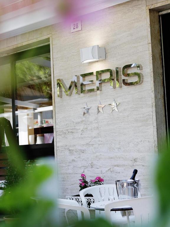 Certifikát, hodnocení, plakát nebo jiný dokument vystavený v ubytování Hotel Meris