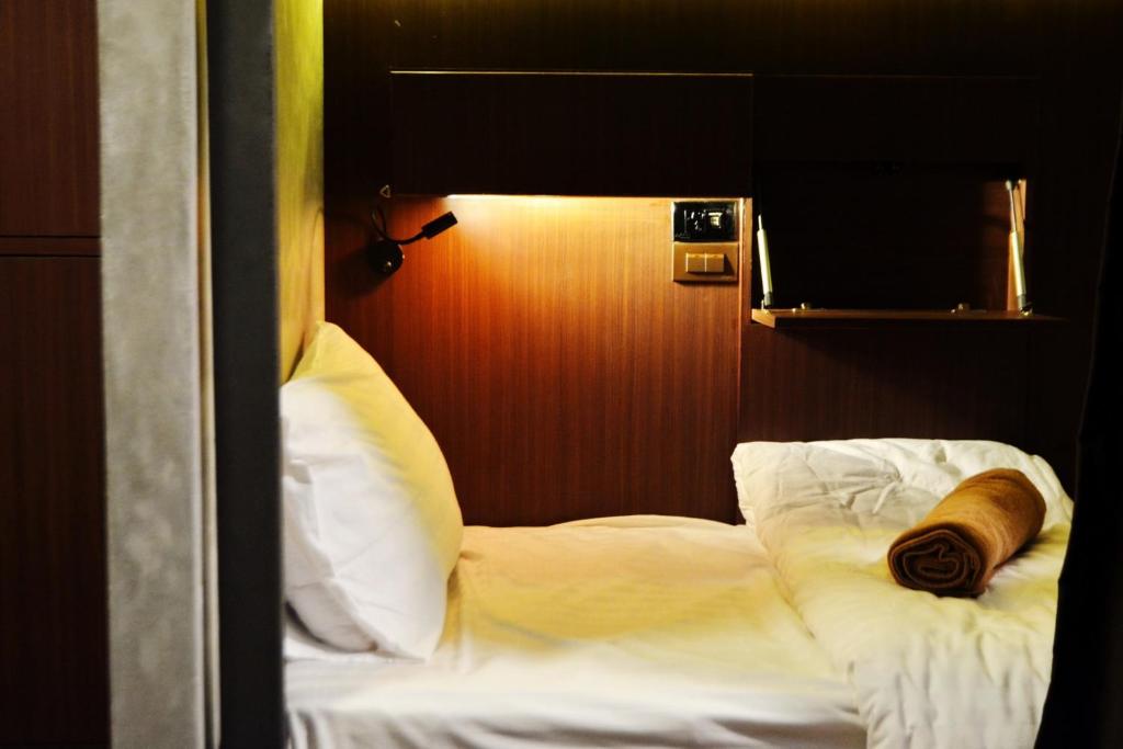 Aha Lanta Cozy Hostel - 1