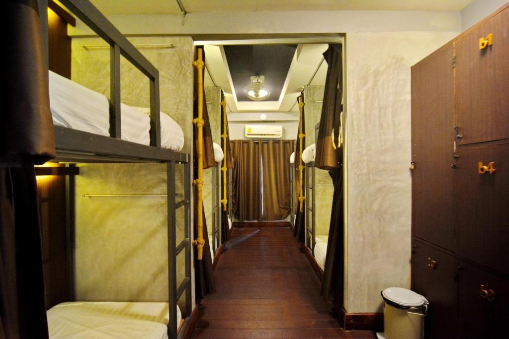 Aha Lanta Cozy Hostel - 4