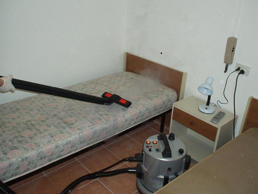 Fotografie z fotogalerie ubytování Albergo Cavour SELF CHECK-IN v destinaci Livorno