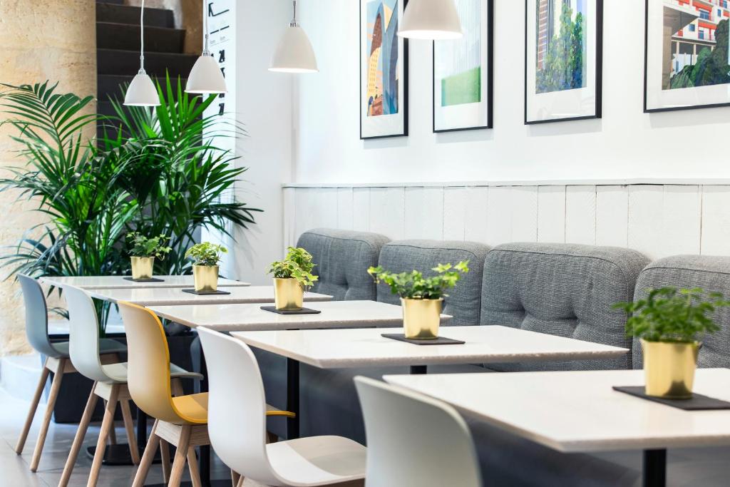 Hôtel La Cour Carrée Bordeaux Centre - Resim 11