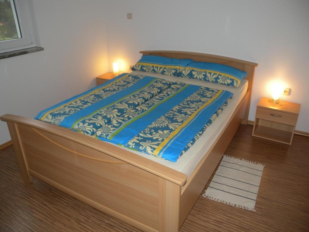 Posteľ alebo postele v izbe v ubytovaní Apartment Liznjan 4