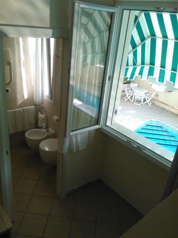 Koupelna v ubytování Hotel Donegal