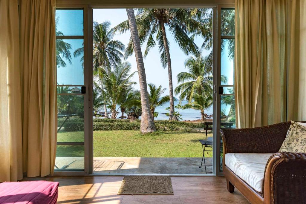 Koh Mak White Sand Beach - 8