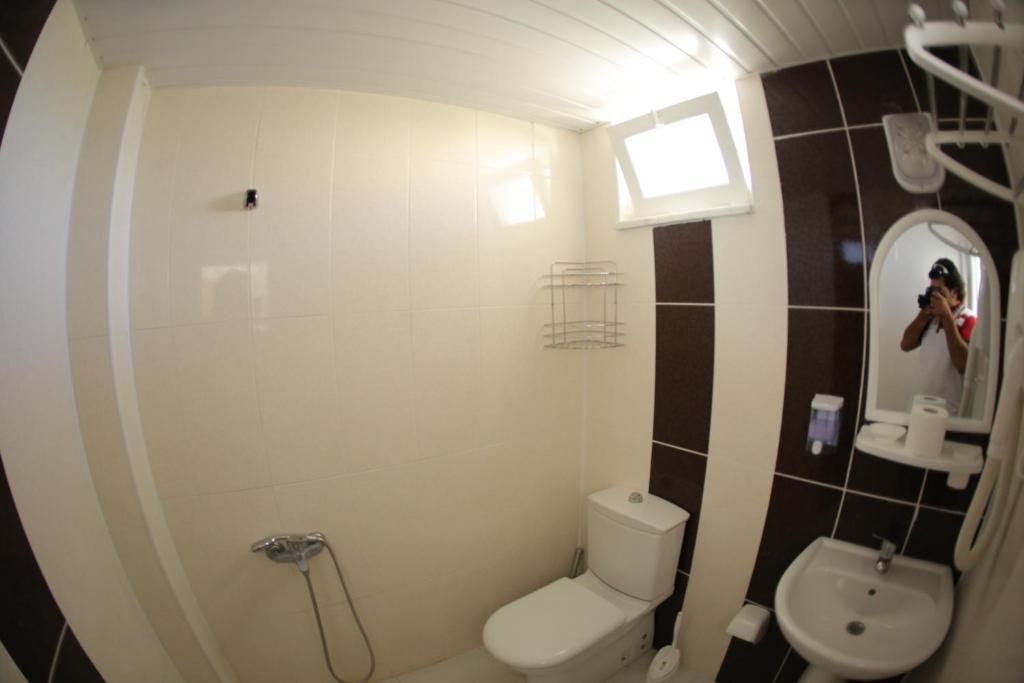 Koupelna v ubytování Mavi Cennet Camping Caravan