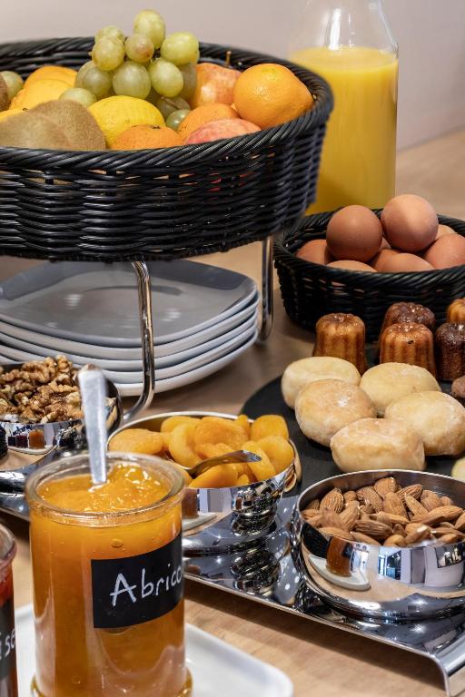 Hôtel La Cour Carrée Bordeaux Centre - Resim 27