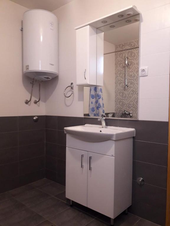 Pensions Airport - 14