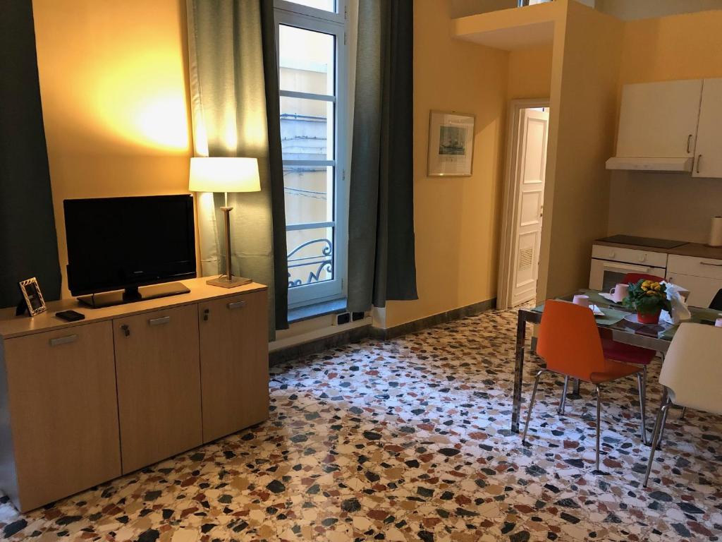 Kuchyňa alebo kuchynka v ubytovaní Nunziata Apartment