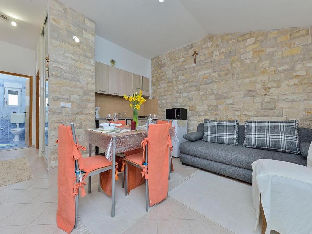 Apartment in Vir/Insel Vir 36268