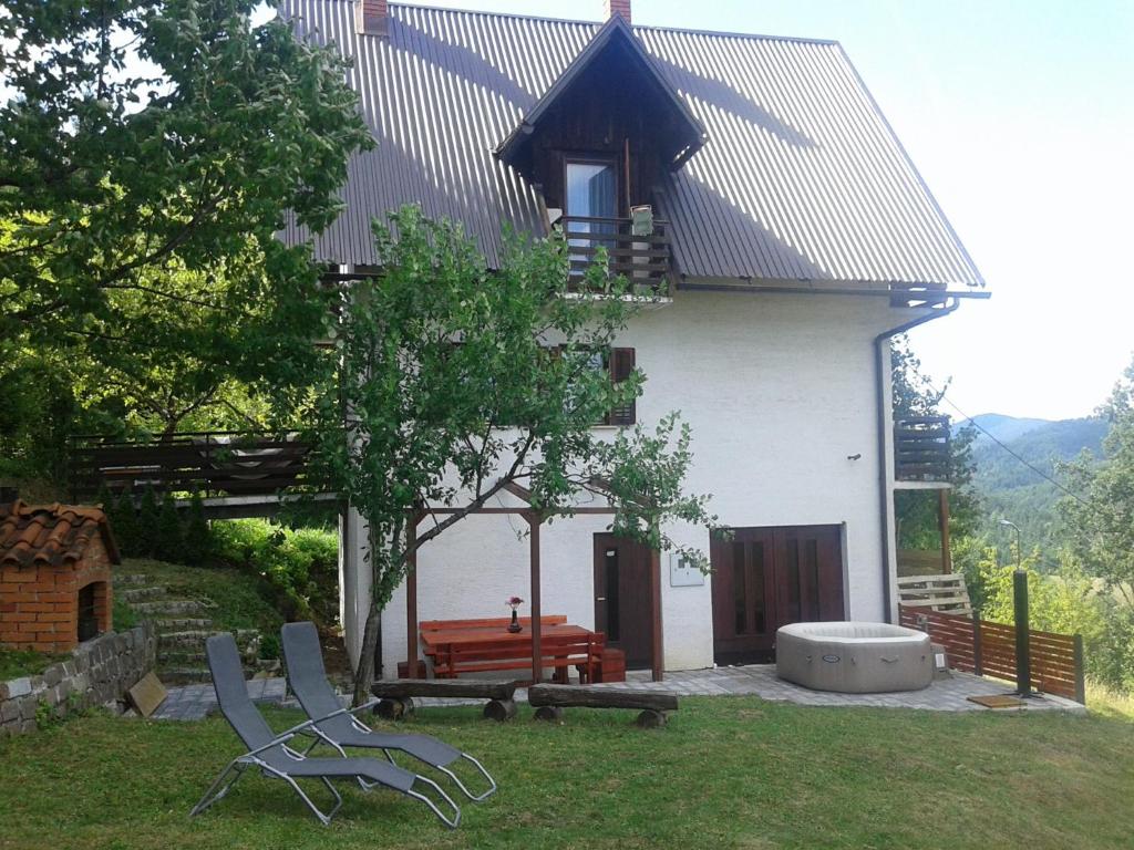 Holiday home Vrbovsko/Gorski Kotar 30339