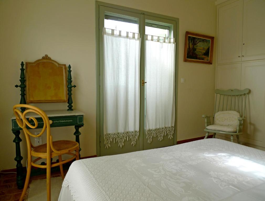 Postel nebo postele na pokoji v ubytování Sea View Villa with 4 bedrooms - grECOrama
