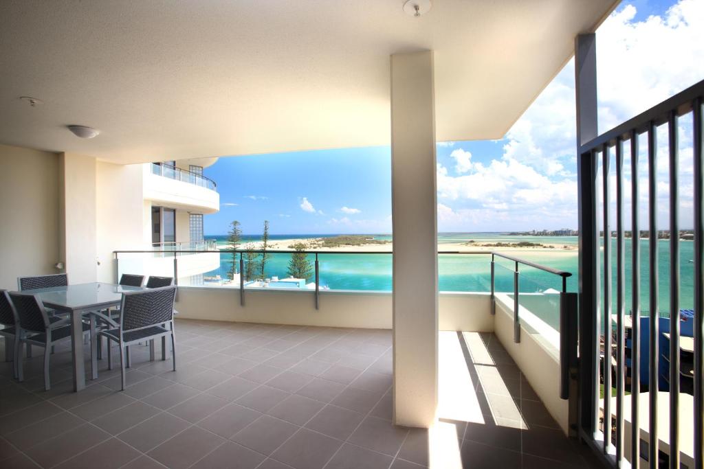 Hồ bơi trong/gần Monaco Caloundra