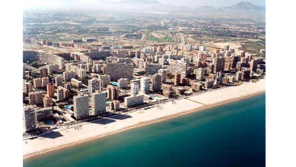 apartamento familiar a 2,5 km de la playa de San Juan (España ...