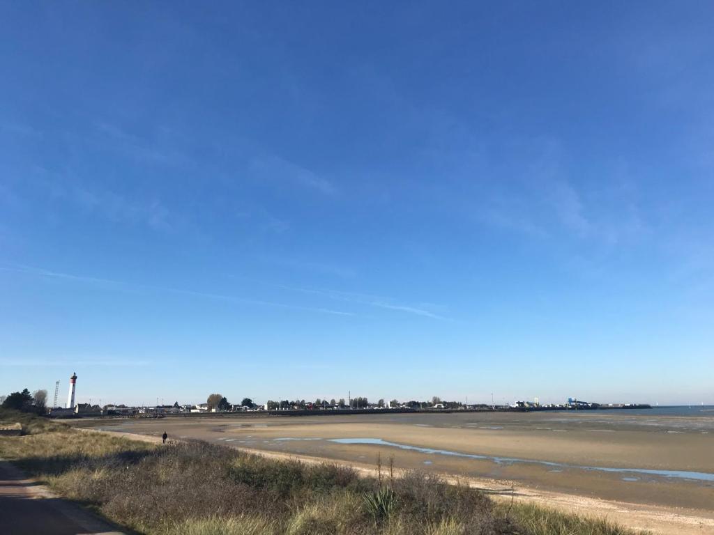 Accès direct mer. Plage du Débarquement