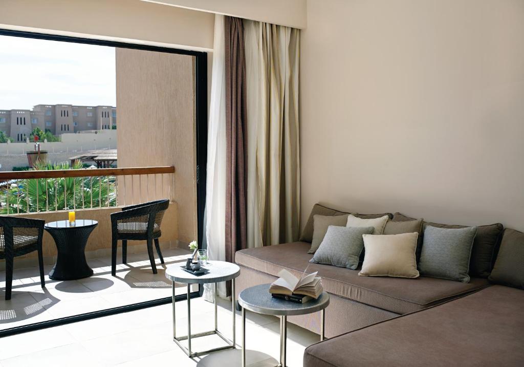 Coral Sea Aqua Club Resort - 特别优惠 - 家庭室 - 仅埃及人和居民