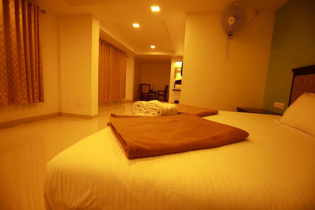 Temple Plaza Kochi - Deluxe Double или Twin Room