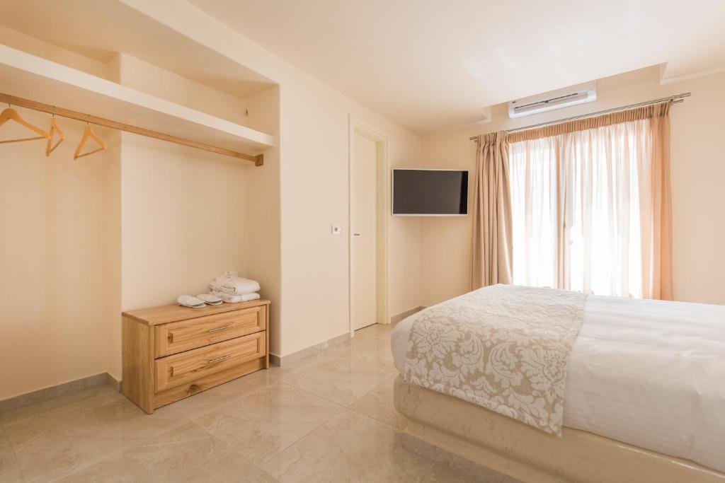 Perla Nera Suites - 8