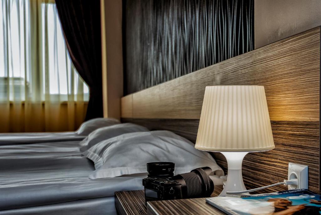Hotel City - Triple Chambre