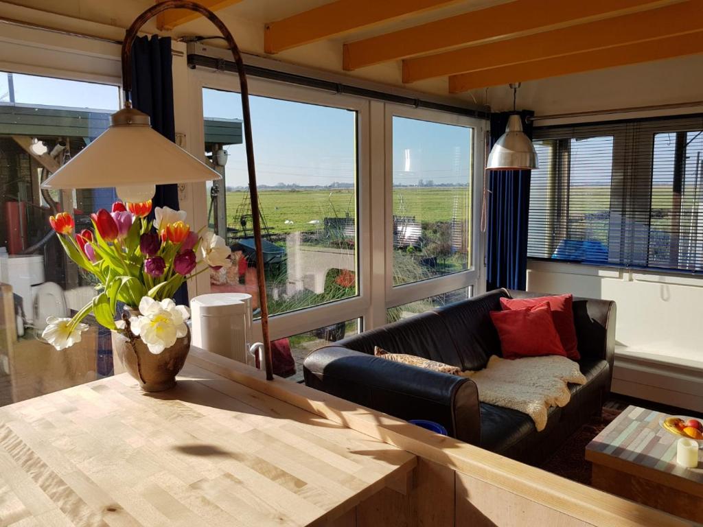 Out Of Amsterdam, River Apartment Close to City, Broek in Waterland –  Bijgewerkte prijzen 2023