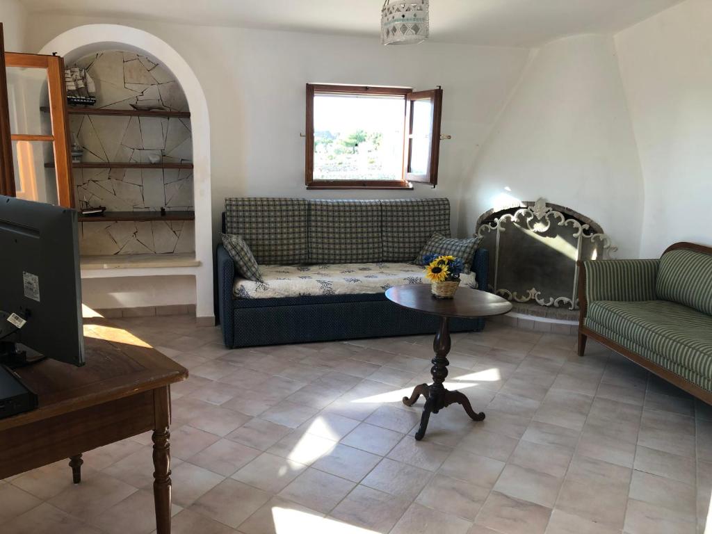 A seating area at Villa Trullo di Angela